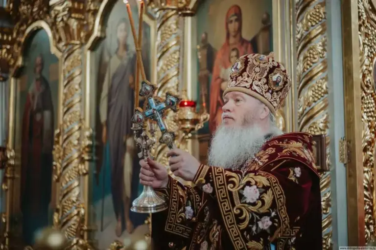 Архипастырь возглавил Божественную Литургию в день усекновения главы св. Иоанна Предтечи