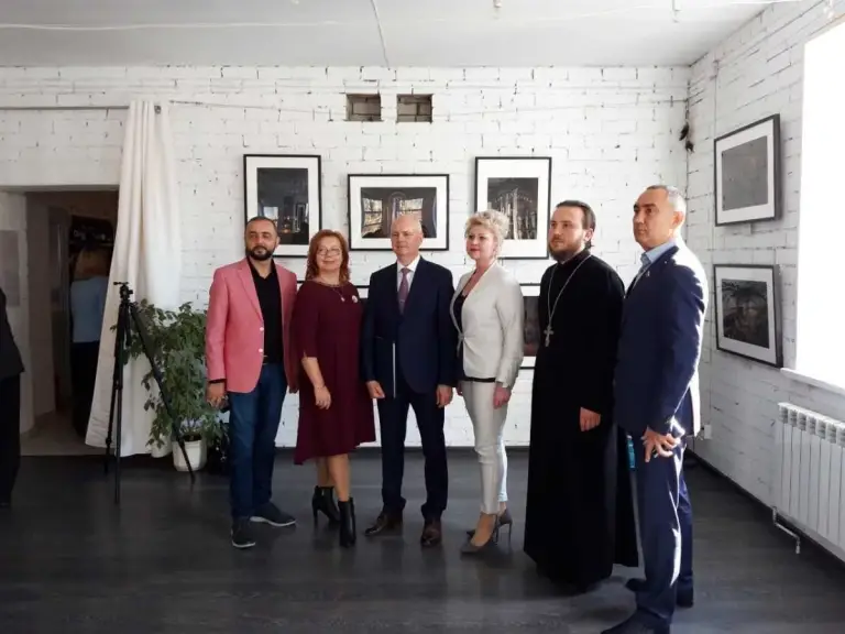 «Крепкая вера: православие в Святой земле» В Ульяновске открылась выставка Дафны Таль