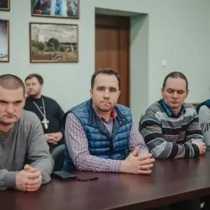 ит4