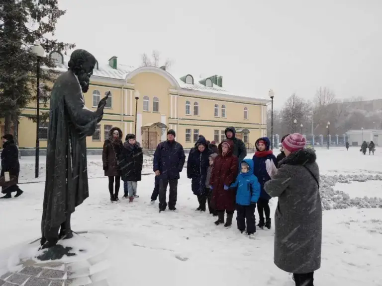 Для юных прихожан Духосошественского храма Ульяновска провели  краеведческую  экскурсию