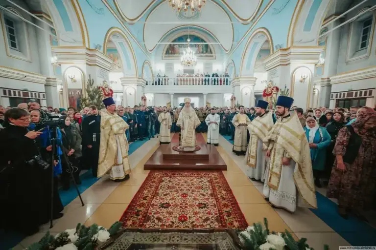 В ночь на 7 января Симбирская епархия отметила праздник Рождества Христова торжественными богослужениями