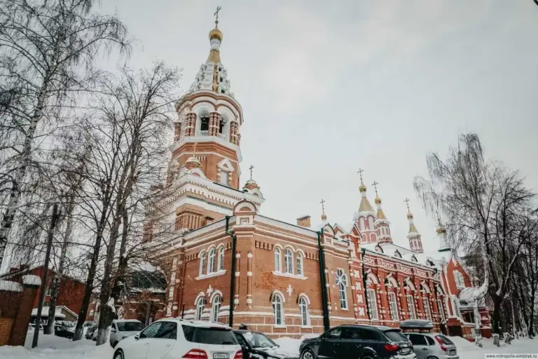 В Воскресенско-Германовском соборе в новогоднюю ночь прошла традиционная Божественная литургия