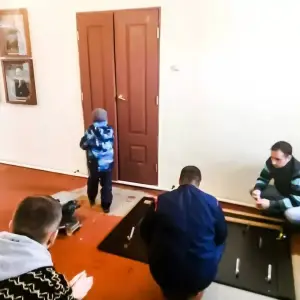 т