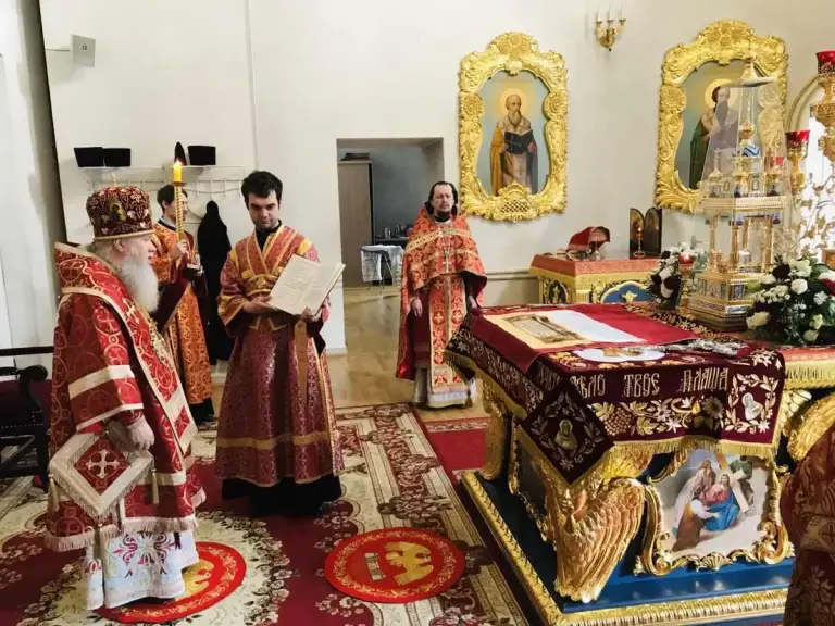 Богослужения в четверг Светлой седмицы