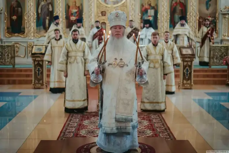 В сороковой день по Пасхе, во всех православных храмах отметили великий двунадесятый праздник Вознесения Господа Бога и Спаса нашего Иисуса Христа