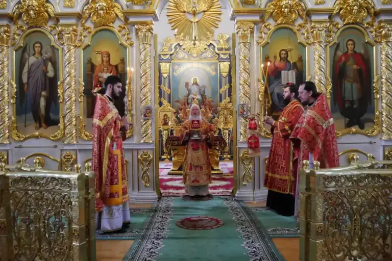 В Симбирске отметили праздник Преполовения Пятидесятницы
