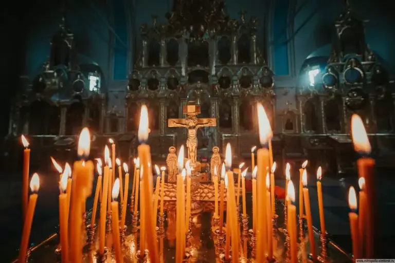 В день Троицкой родительской субботы в Ульяновске отметили память всех от века усопших православных христиан