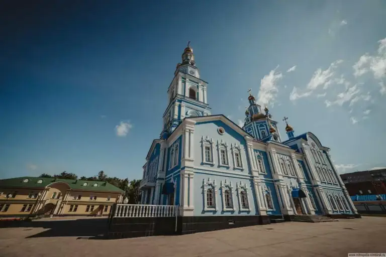 Воскресные богослужения в кафедральном соборе