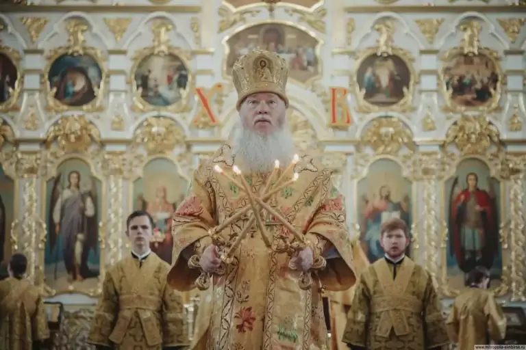 Богослужения в Неделю 4-ю по Пятидесятнице