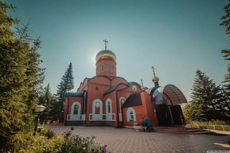 В день памяти святого равноапостольного Великого князя Владимира митрополит Иосиф совершил праздничные богослужения