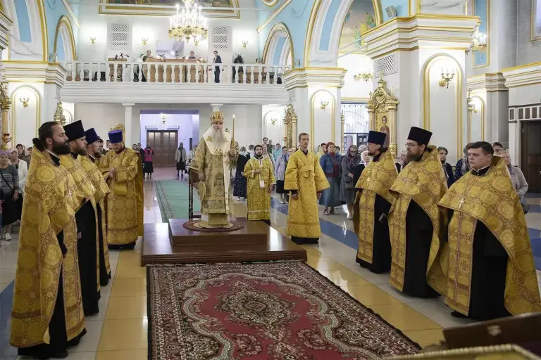 Всенощное бдение в Спасо-Вознесенском кафедральном соборе Ульяновска