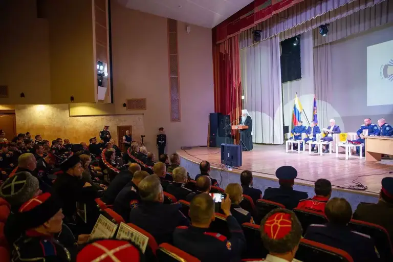 Митрополит Лонгин принял участие в форуме казаков Ульяновской области
