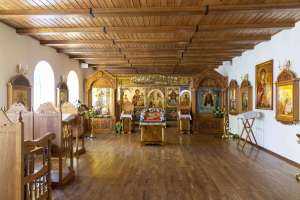 Божественная  литургия в храме Иверской иконы Божией Матери Спасского женского монастыря г. Ульяновска