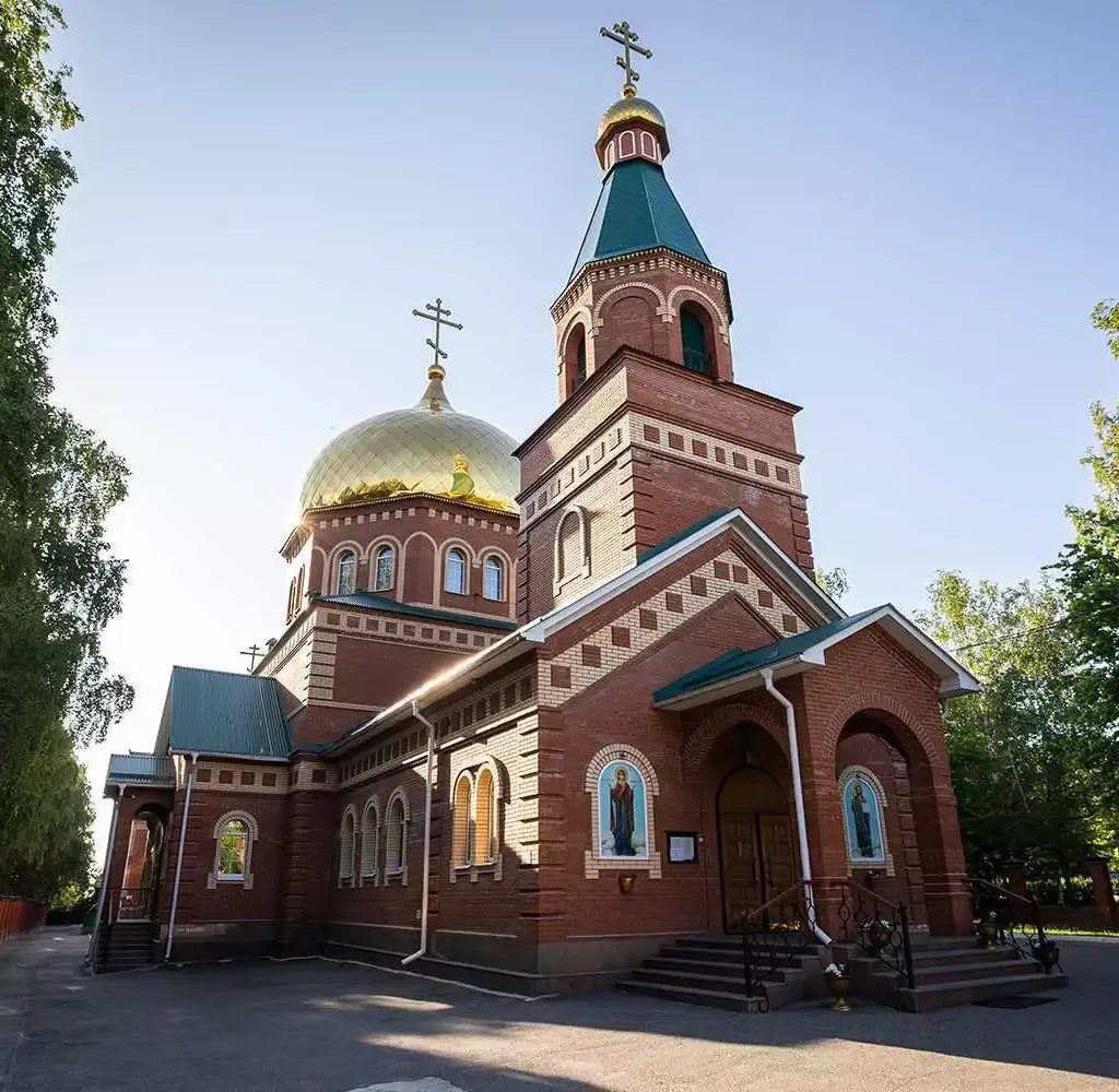 Храм во имя Предтечи и Крестителя Господня Иоанна и храм во имя святых праведных Иоакима и Анны г. Ульяновска