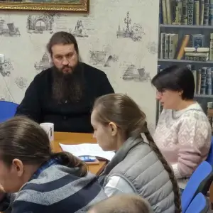 е2