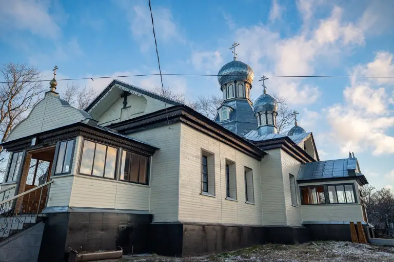 Храм Введения Пресвятой Богородицы с. Лава