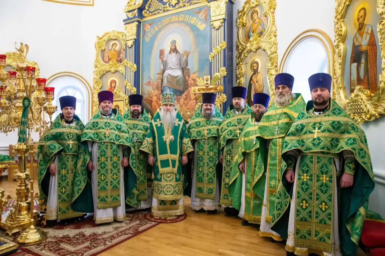 Божественная литургия в Спасо-Вознесенском кафедральном соборе Ульяновска