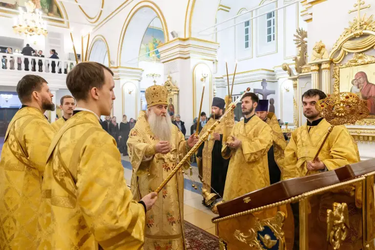 Всенощное бдение в Спасо-Вознесенском кафедральном соборе Ульяновска