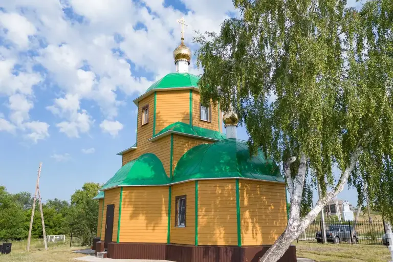 Храм Святой Живоначальной Троицы с. Студенец