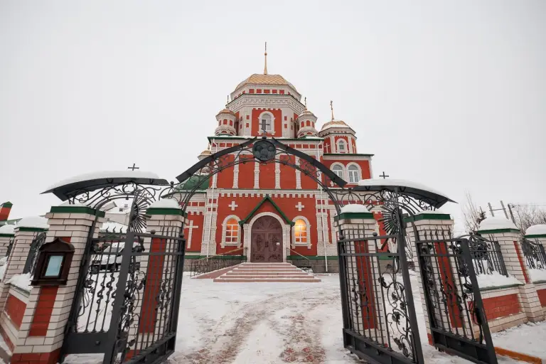 Храм во имя Святой Живоначальной Троицы г. Новоульяновска