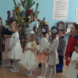 й
