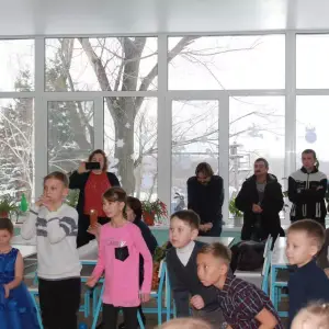й9