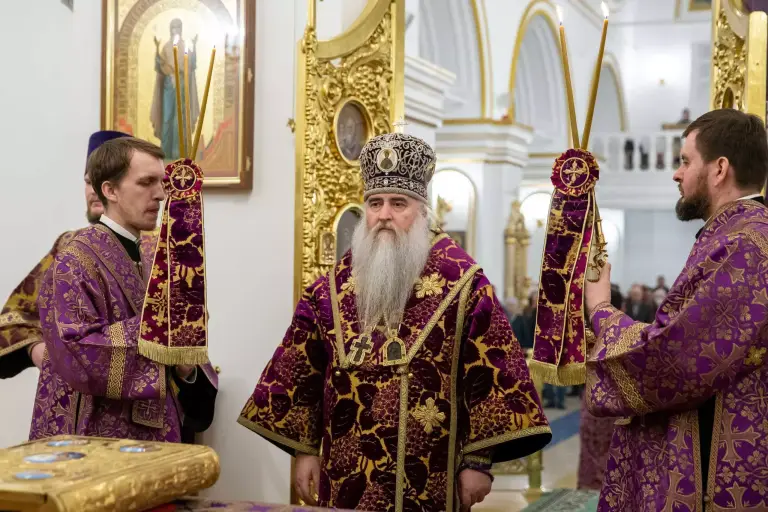 Всенощное бдение в Спасо-Вознесенском кафедральном соборе Ульяновска