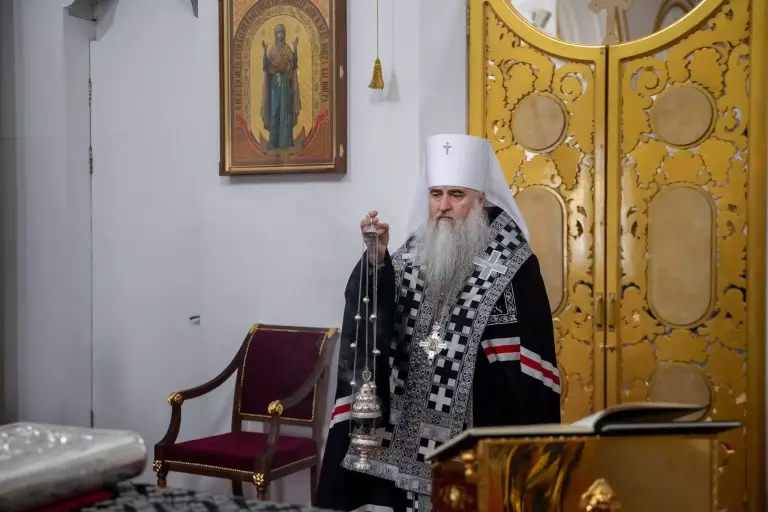Вечернее богослужение в Спасо-Вознесенском кафедральном соборе Ульяновска