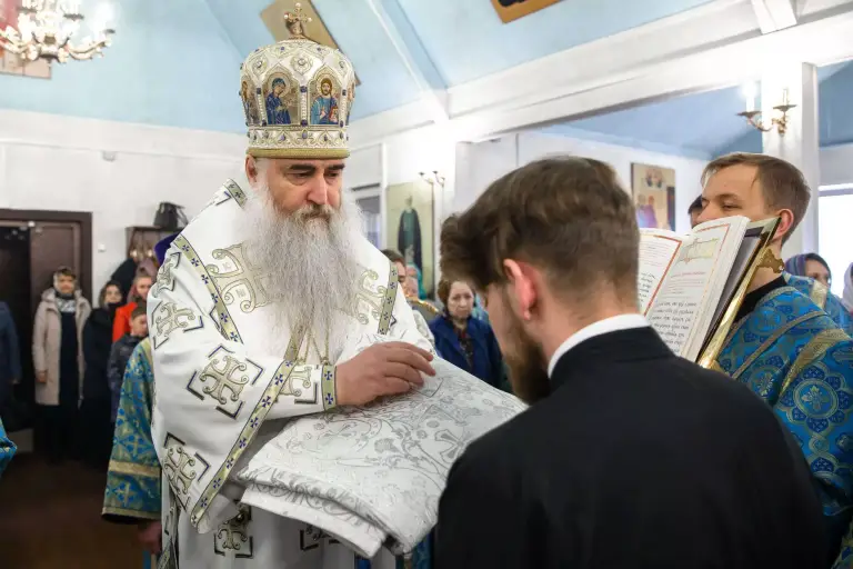 Божественная литургия в храме Рождества Пресвятой Богородицы Ульяновска