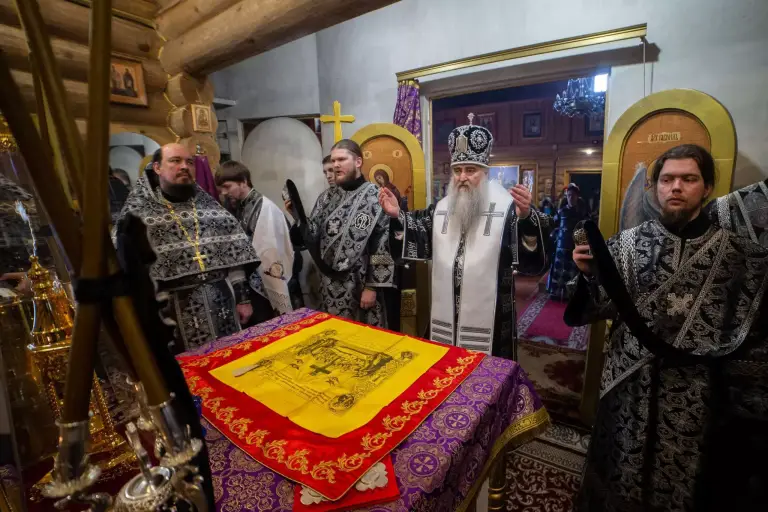Литургия Преждеосвященных Даров в храме во имя Александра Невского Ульяновска