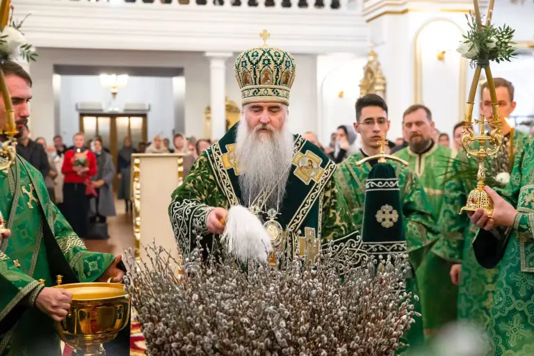 Всенощное бдение в Спасо-Вознесенском кафедральном соборе Ульяновска