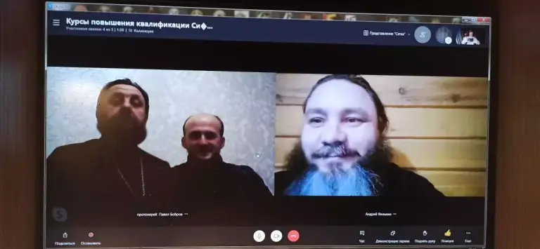 На курсах повышения квалификации начала обучение группа духовенства Барышской епархии