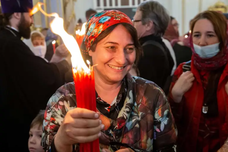 Великая Пасхальная вечерня в Спасо-Вознесенском кафедральном соборе Ульяновска
