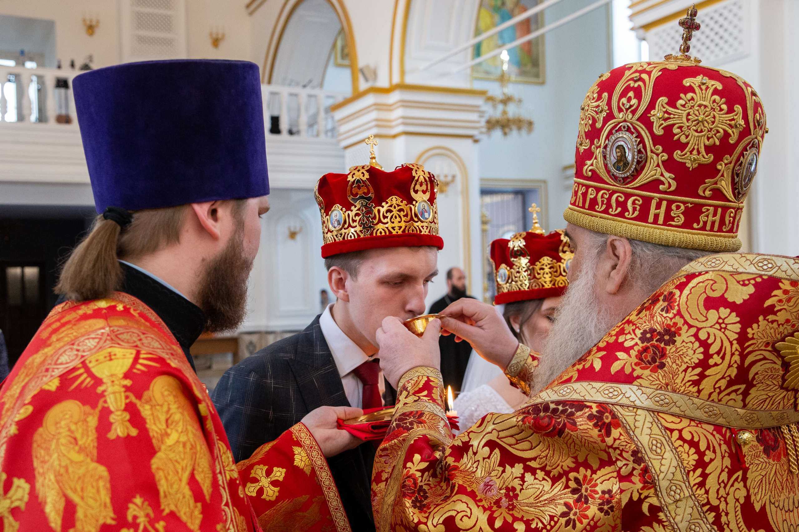 Храм Живоначальной Троицы в Останкино венчание