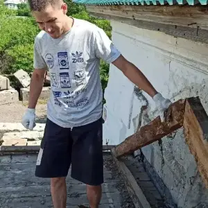 1IAzyTlaMFg