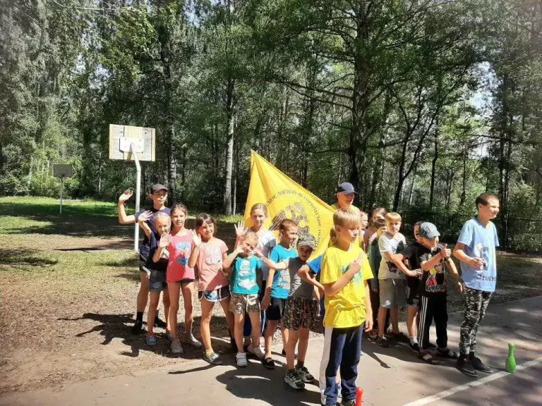 Продолжается отдых в православных отрядах лагеря «Огонек»