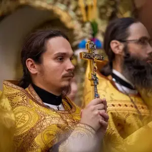 5LYoHof2t9g
