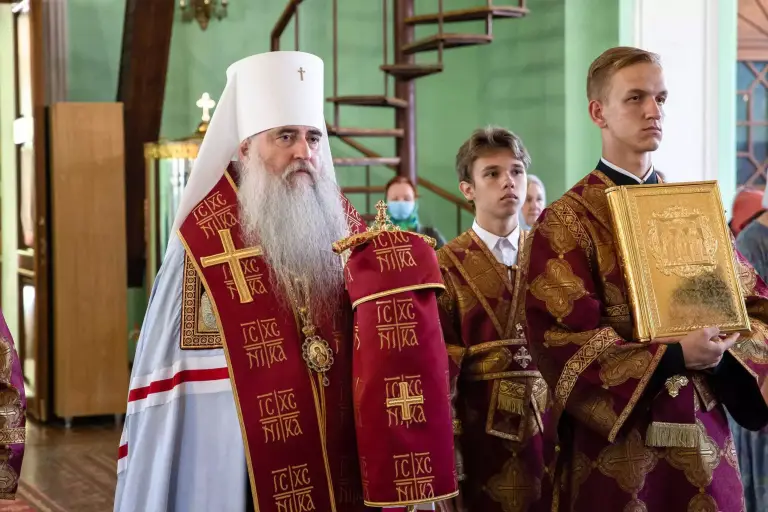 Всенощное бдение в Воскресенско-Германовском храме Ульяновска
