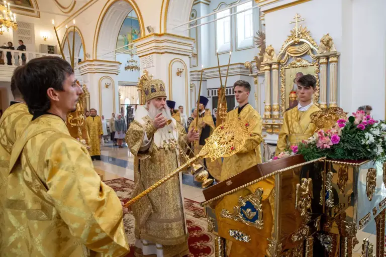 Всенощное бдение в Спасо-Вознесенском кафедральном соборе Ульяновска