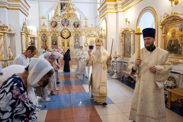 Всенощное бдение в Спасо-Вознесенском кафедральном соборе Ульяновска
