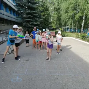 б10