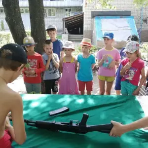 б8