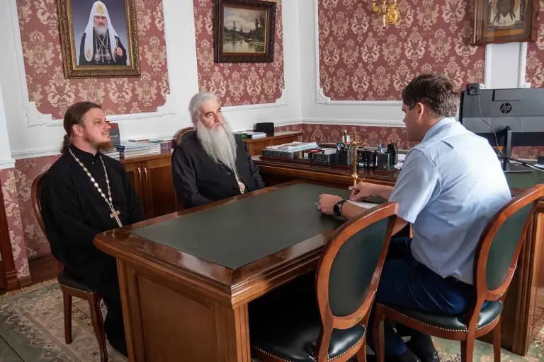 Состоялась встреча Митрополита Лонгина с ректором УлГПУ И.О. Петрищевым