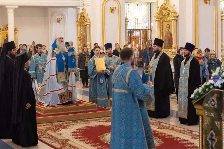 Всенощное бдение в Спасо-Вознесенском кафедральном соборе Ульяновска