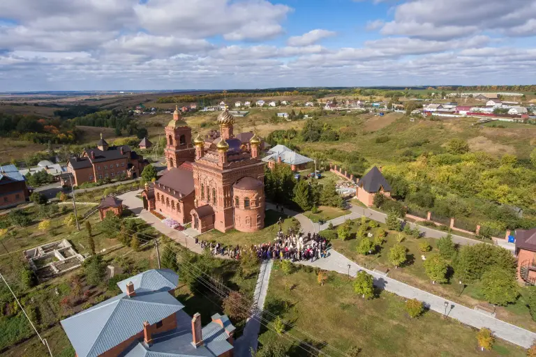 Престольный праздник в женском монастыре Архангела Михаила с. Комаровка. Видео