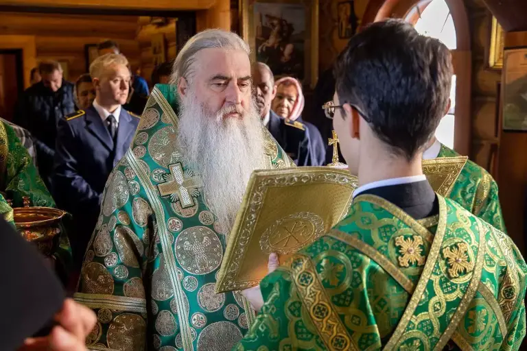Божественная литургия в храме во имя преподобного Сергия Радонежского при УИГА г. Ульяновска