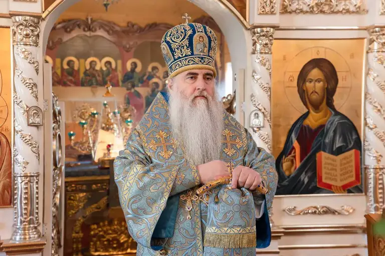 Божественная литургия в храме Покрова Божией Матери в Ульяновске