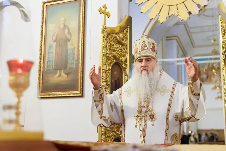 Божественная литургия в Спасо-Вознесенском кафедральном соборе Ульяновска