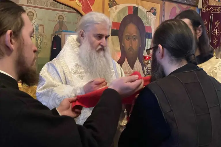 Божественная литургия в храме Нерукотворного Образа Спасителя с. Деулино