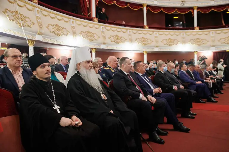 Митрополит Лонгин принял участие в праздновании дня Симбирско-Ульяновского края